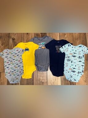 Carter’s Baby Boy 5-Pack Short-Sleeve Cotton Bodysuits Car themed
24 Months